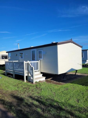 6 Berth Caravan Golden Palm Chapel St Leonards Skegness